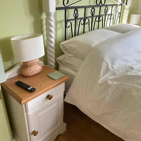 Mccaffertys * Dromahair