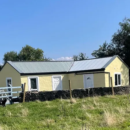 Apartment Mccaffertys *